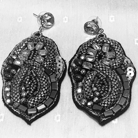 Unique Silver Beaded Sequin Rhinestone Large Post Earrings Black Suede Backing - Picture 2 of 11